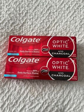 NWT Colgate Optic White Charcoal Toothpaste